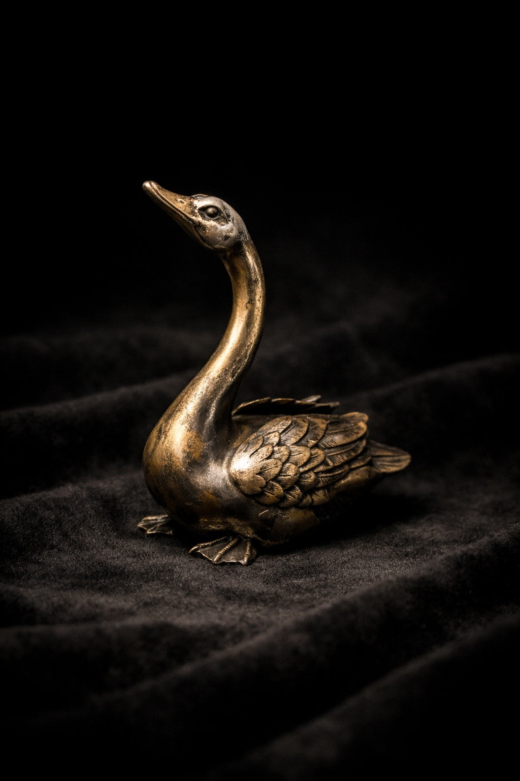 925 ayar saf gümüş Kuğu figürü – ön görünüm